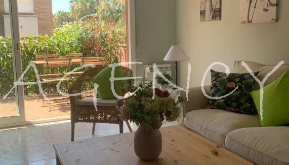 Corner townhouse near beach, 4 bedrooms
