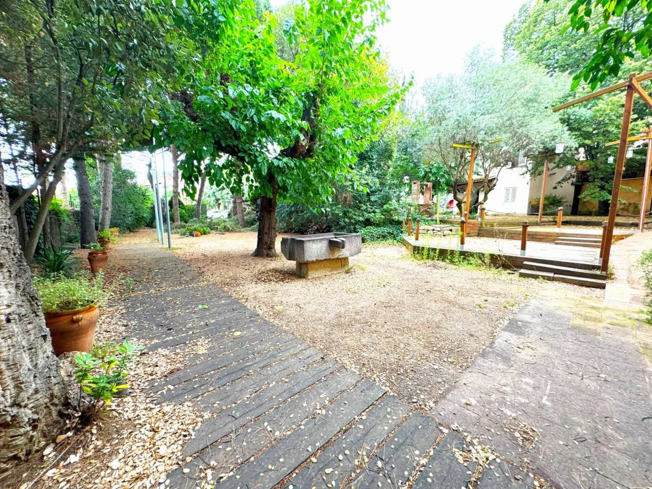 Finca histórica en Llavaneres con cinco dormitorios