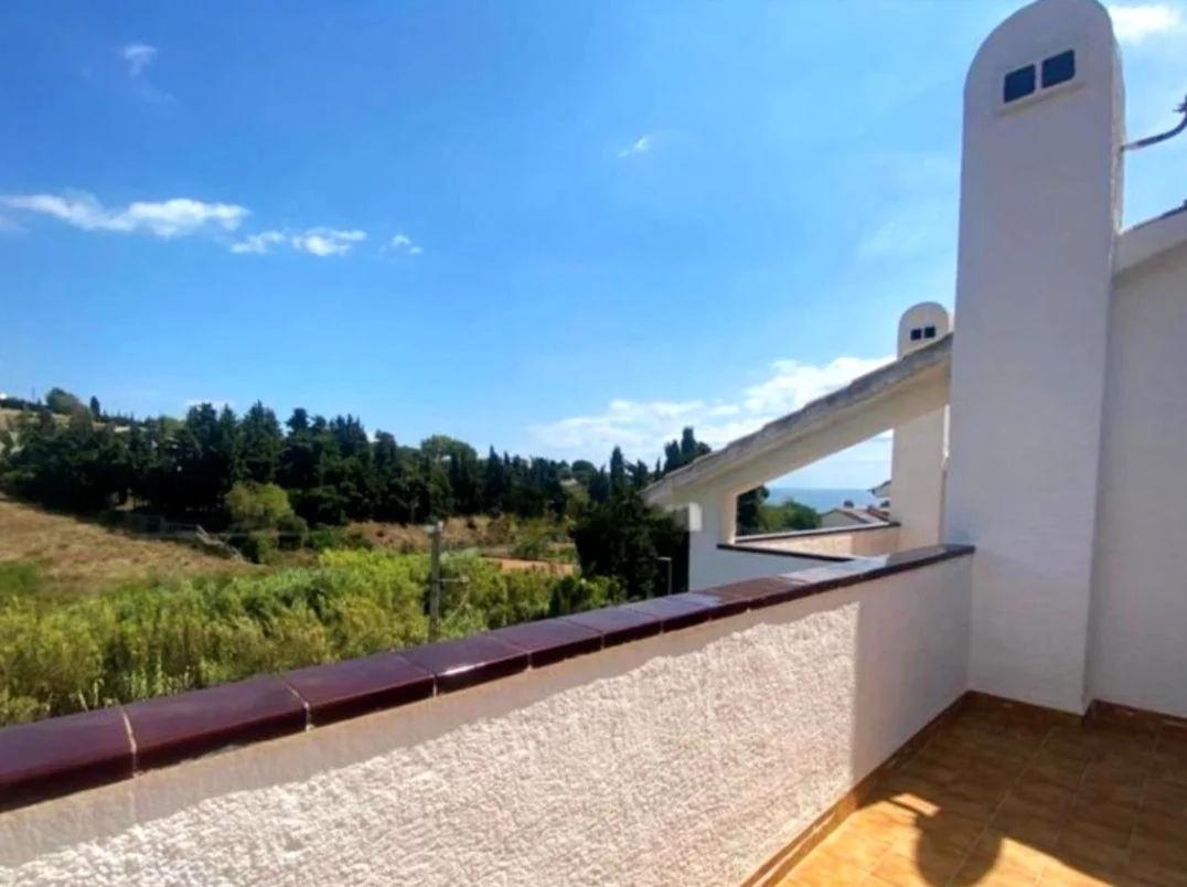 Townhouse near beach with five bedrooms