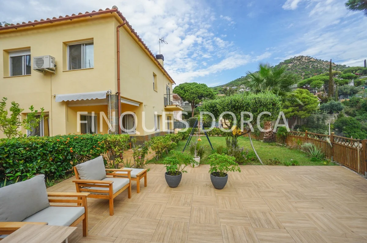 Casa privada en Cabrils con vistas al mar
