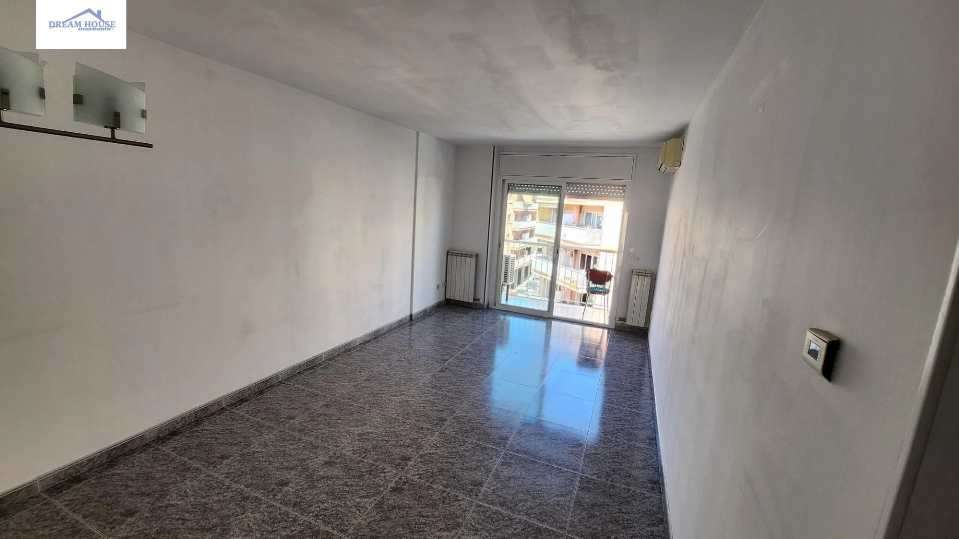 Piso en Eixample con dos dormitorios