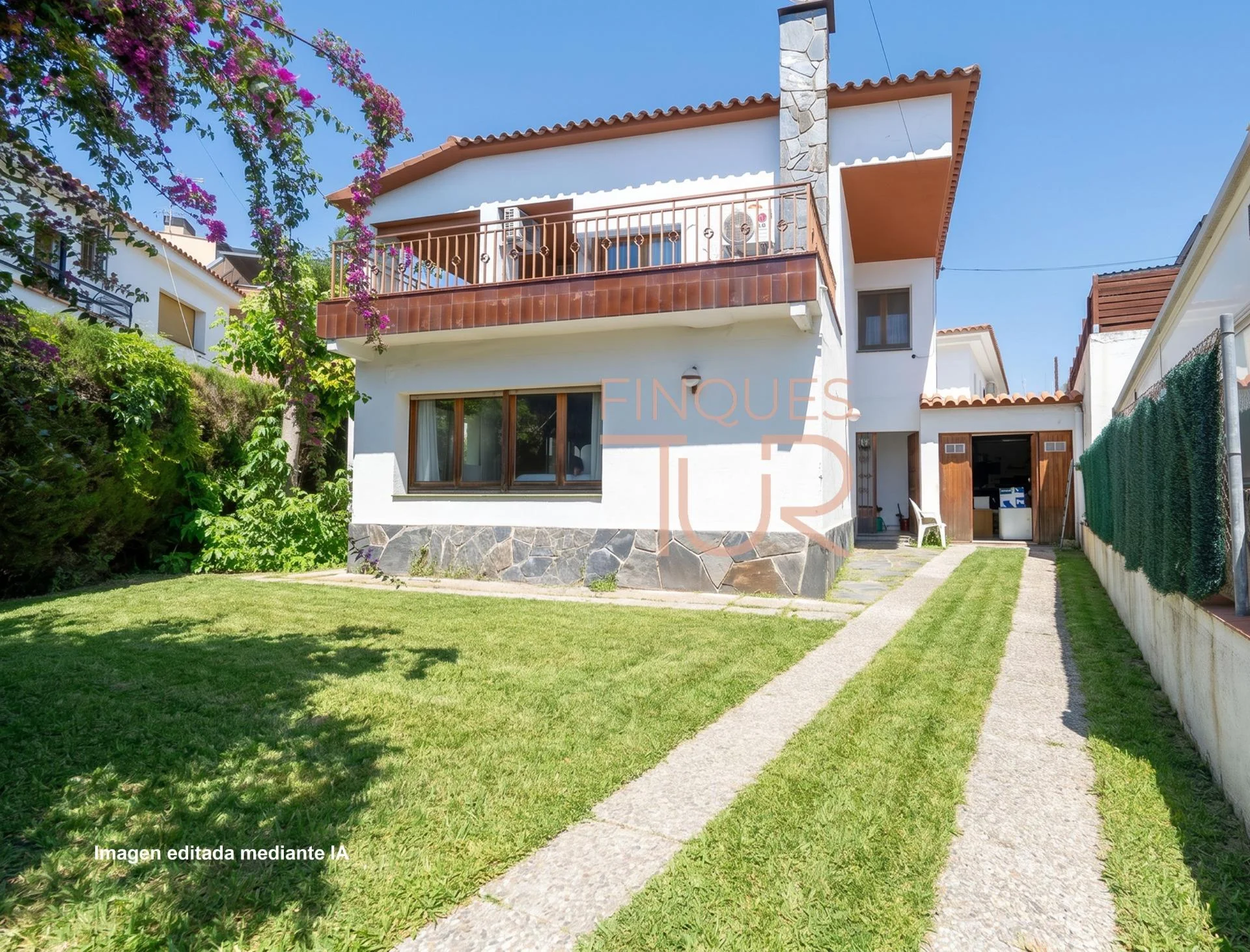 La Floresta house needing partial renovation