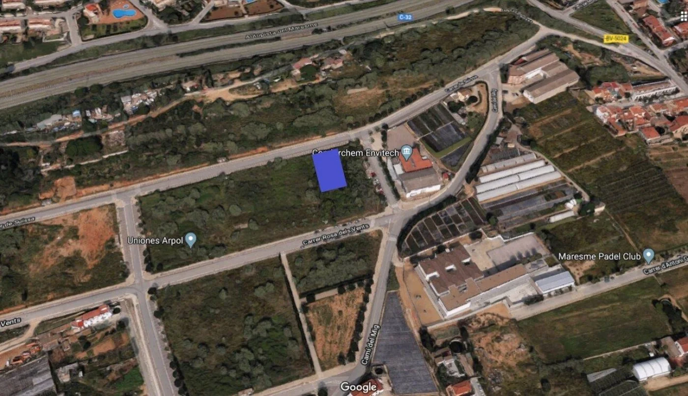 Industrial plot in Centro, 862 m²