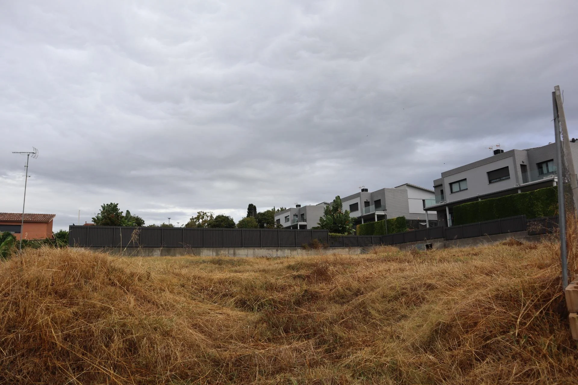 Parcela urbana en Can Quirze, 711 m²