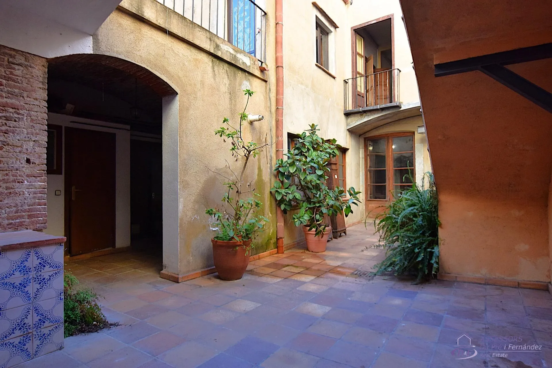 Historic-centre house with seven bedrooms