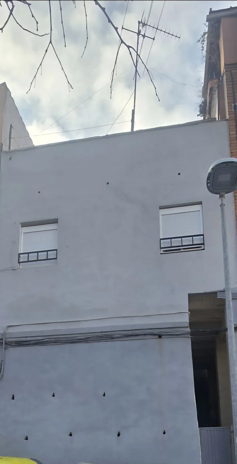Three-unit building with rental upside
