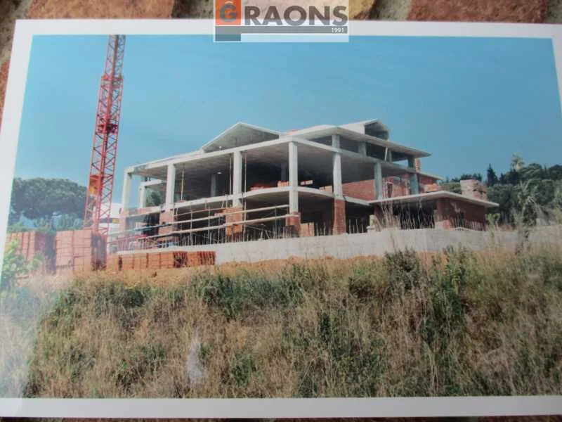 Large chalet with sea views, 5 bedrooms