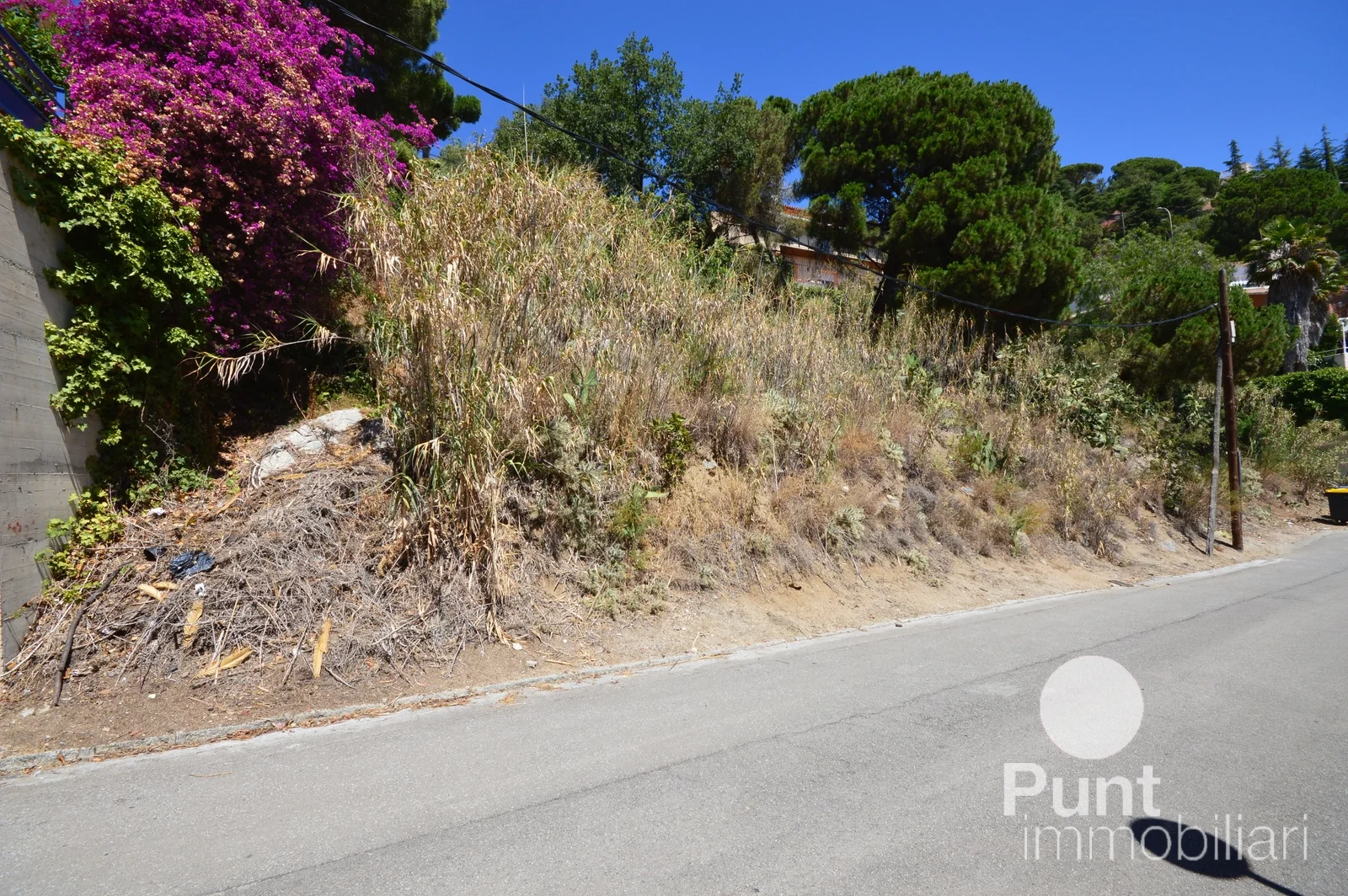 Buildable coastal plot in La Cisa