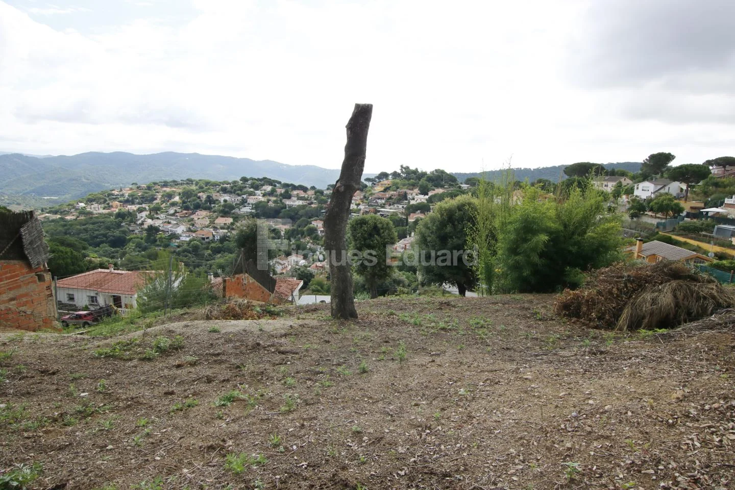 814 m² plot in Les Ginesteres