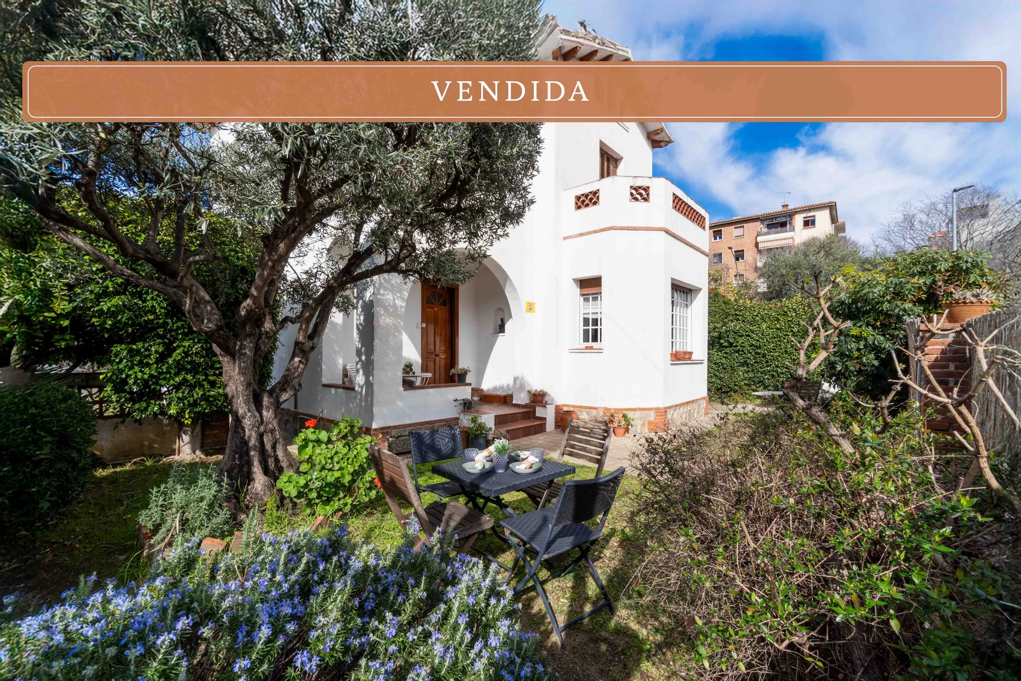 Casa familiar en Mataró con jardín privado