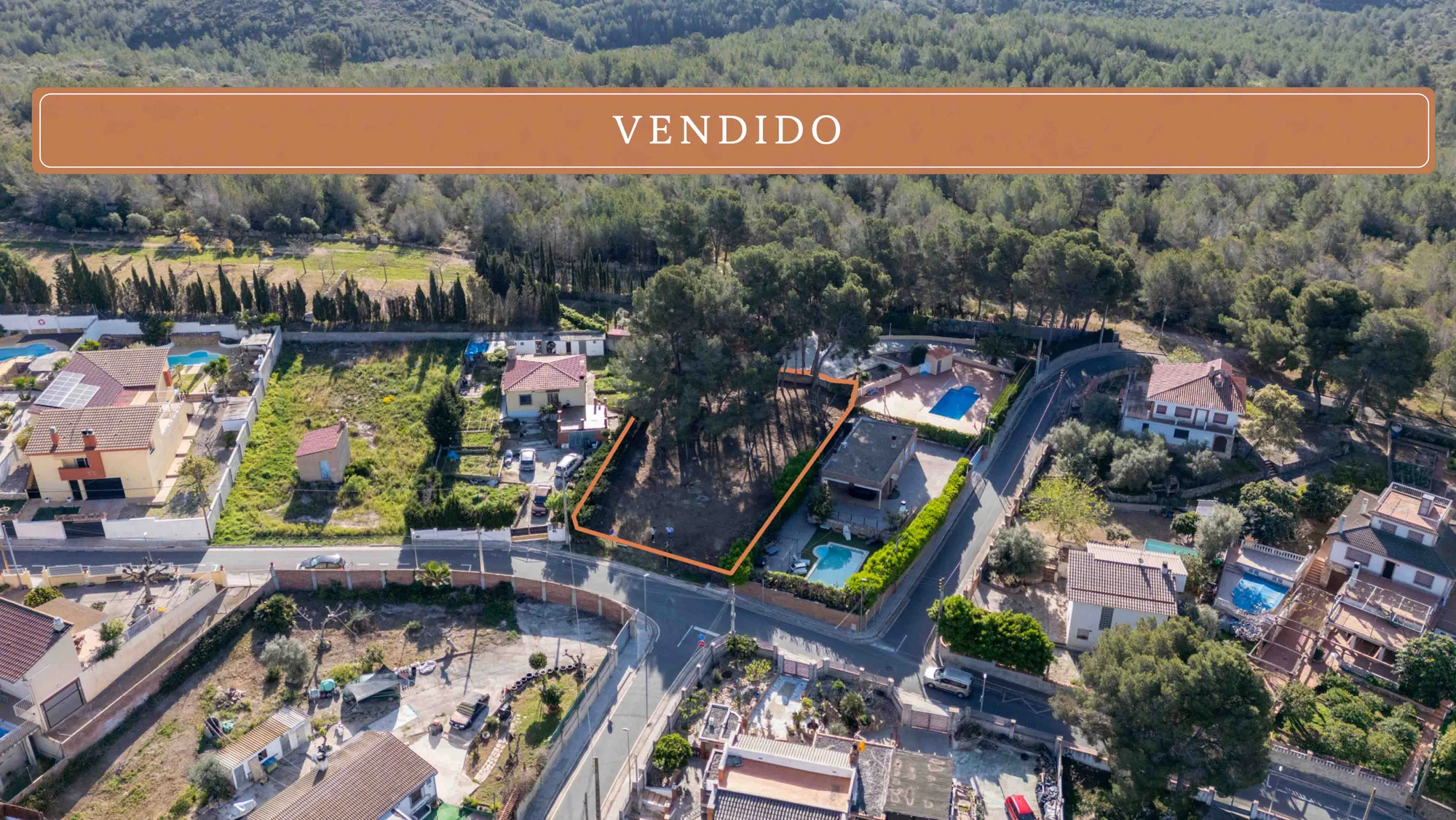 Urban plot in Vespella, 722 m²