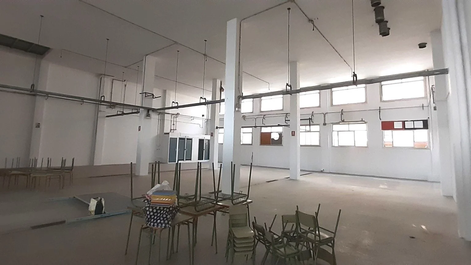 Nave industrial de tres plantas en Mataró