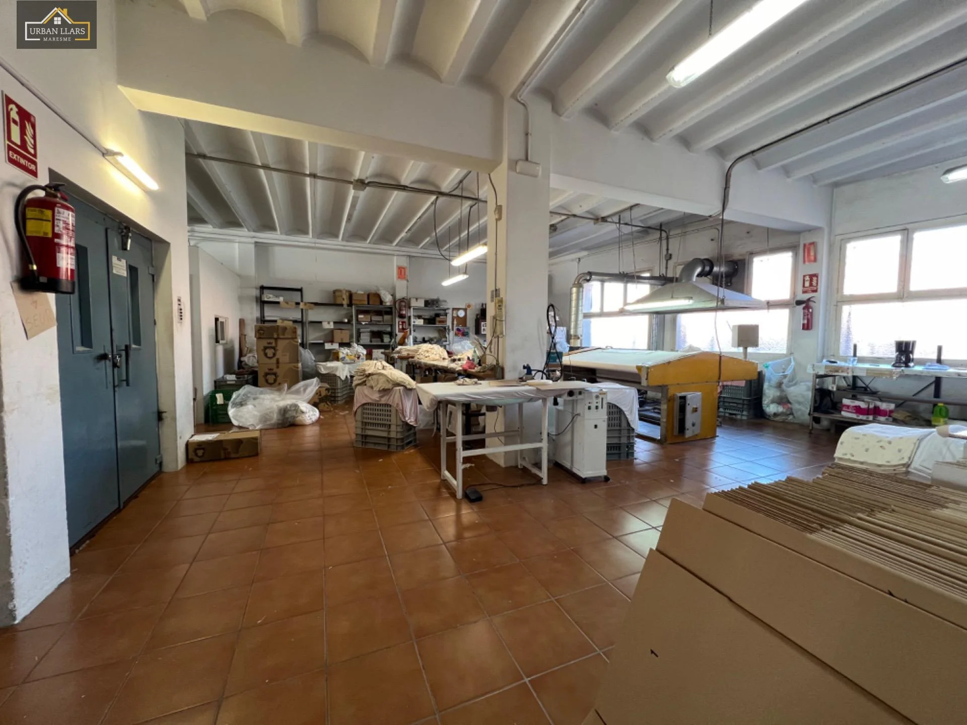 Local en el centro de Mataró, 169 m²