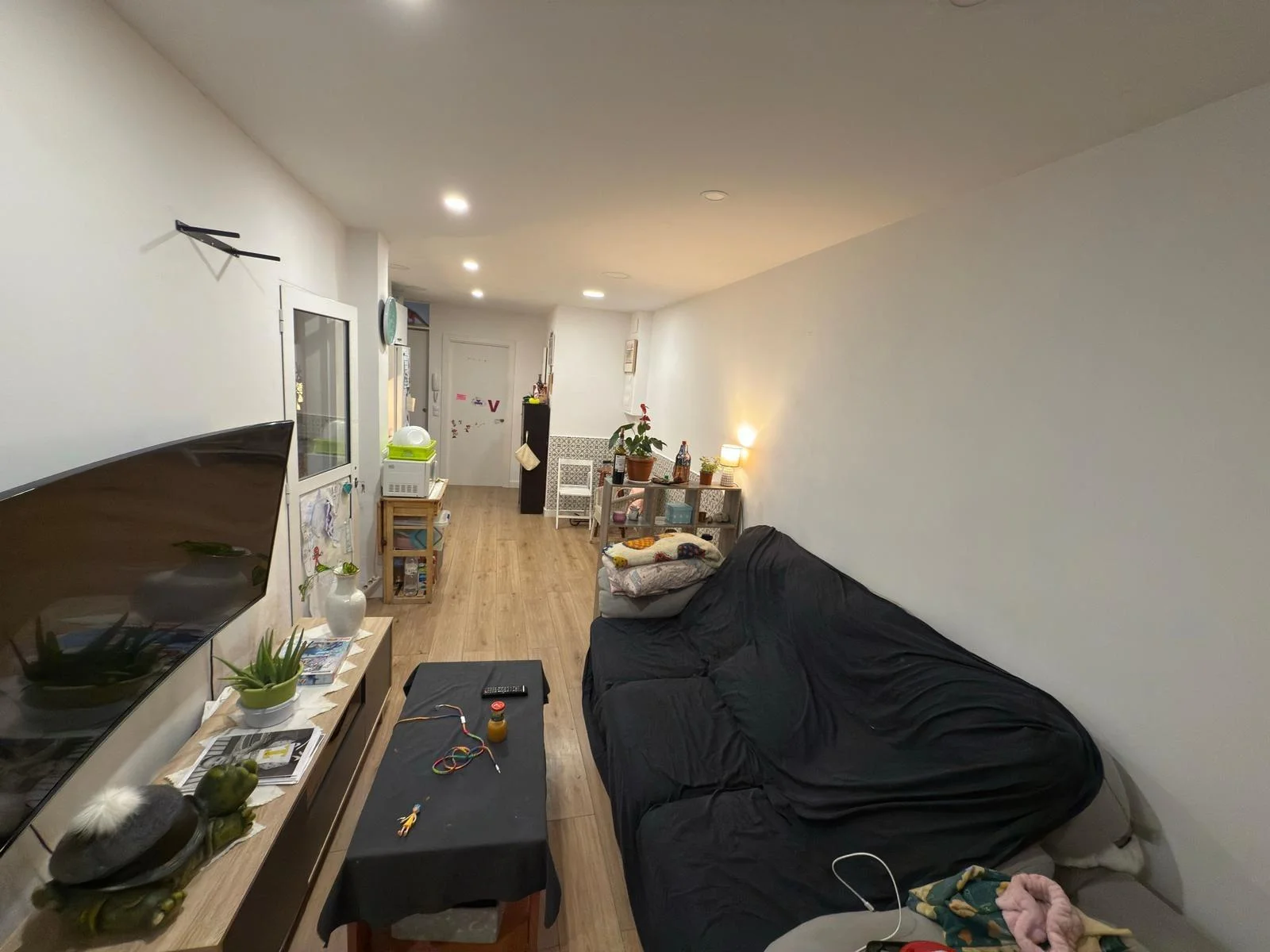 Piso céntrico de tres dormitorios, 81 m²
