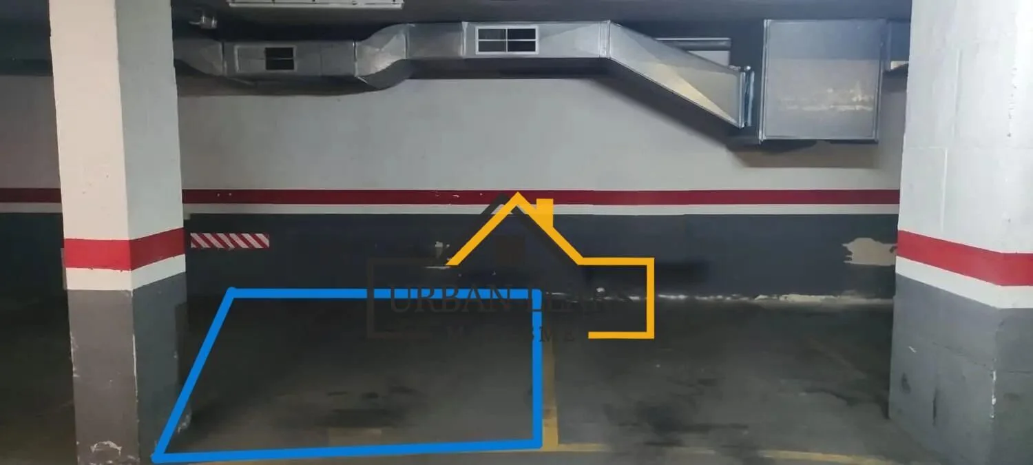 Garaje en Les Tres Torres, 9 m²