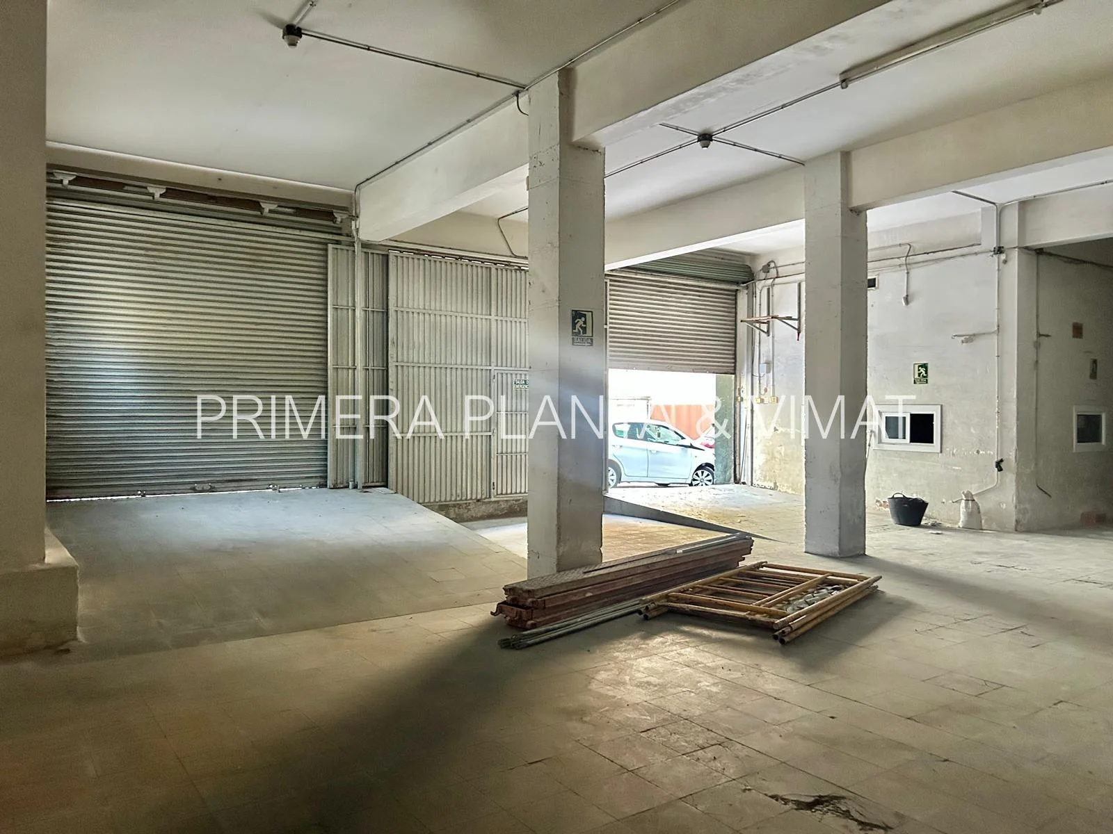 Amplio local comercial en Peramas