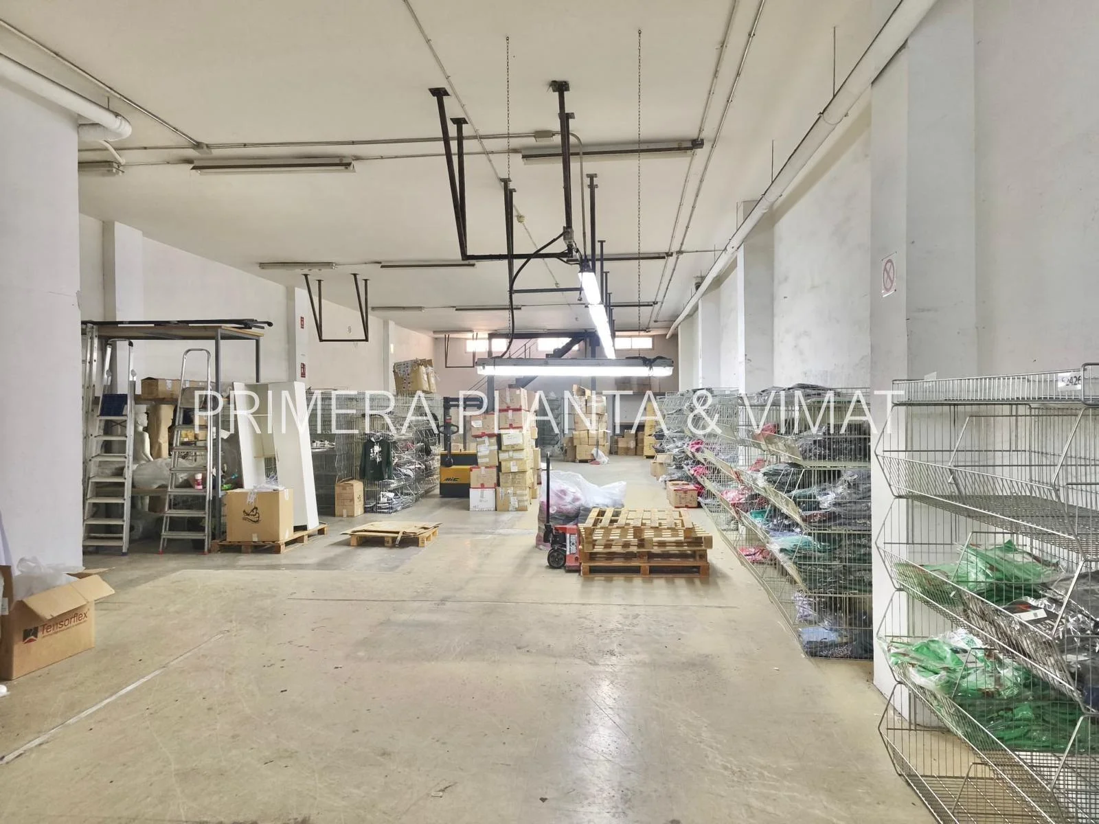Nave industrial en Rocafonda, 478 m²