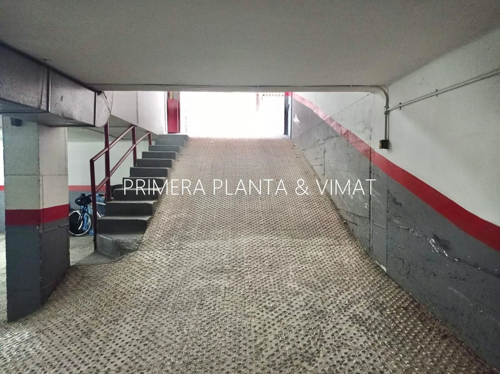 Plaza de parking en Rocafonda cerca del mar