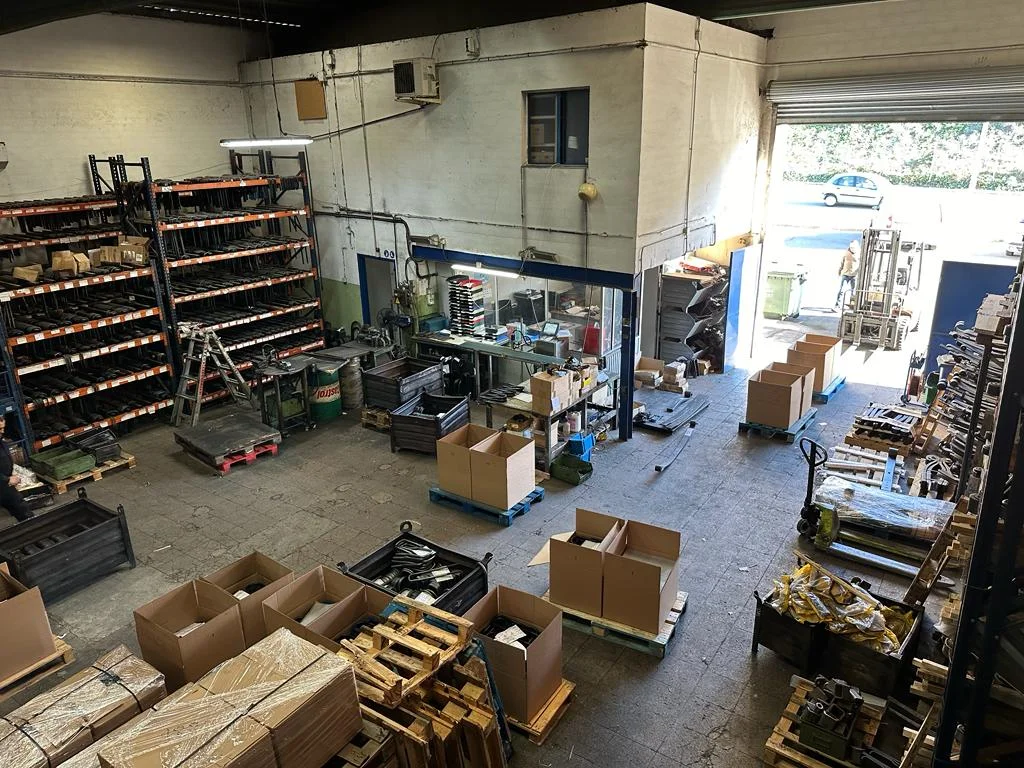 Nave industrial de 538 m² bien conservada en Polinyà