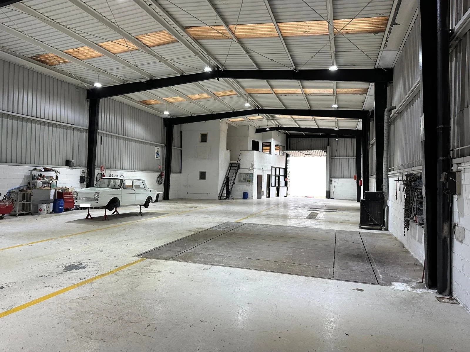Nave industrial con opción de alquiler