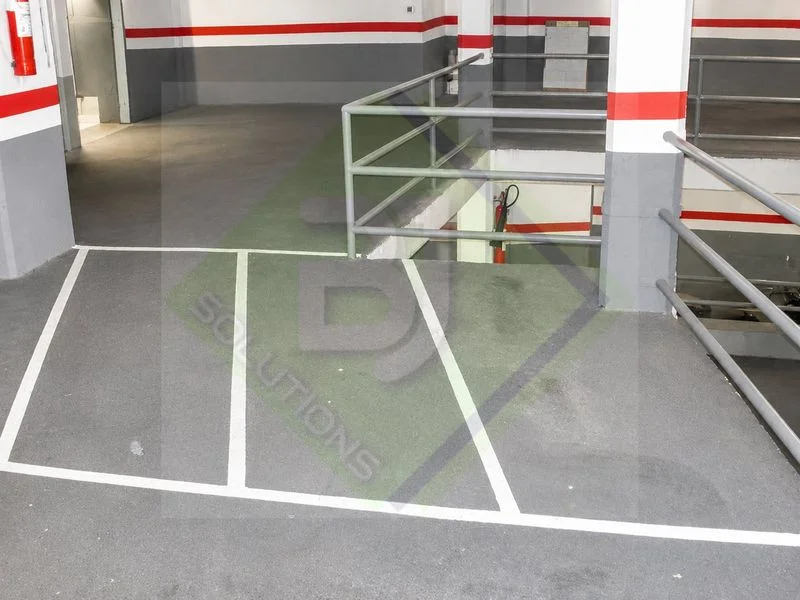 Eixample motorcycle spaces, 21 units