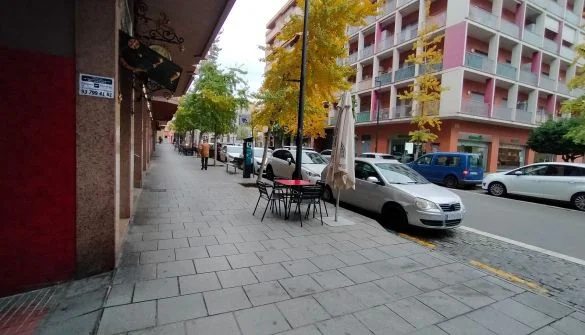 Plaza para coche pequeño en Mataró