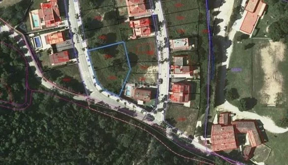 Dos parcelas edificables cerca de naturaleza
