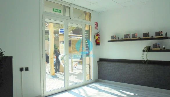 Local comercial reformado en Peramàs