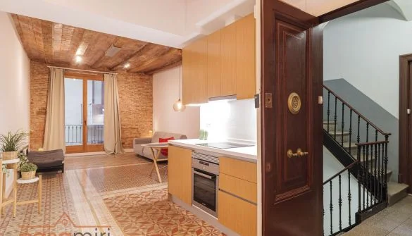 Piso reformado en Barrio Gótico, 70 m²