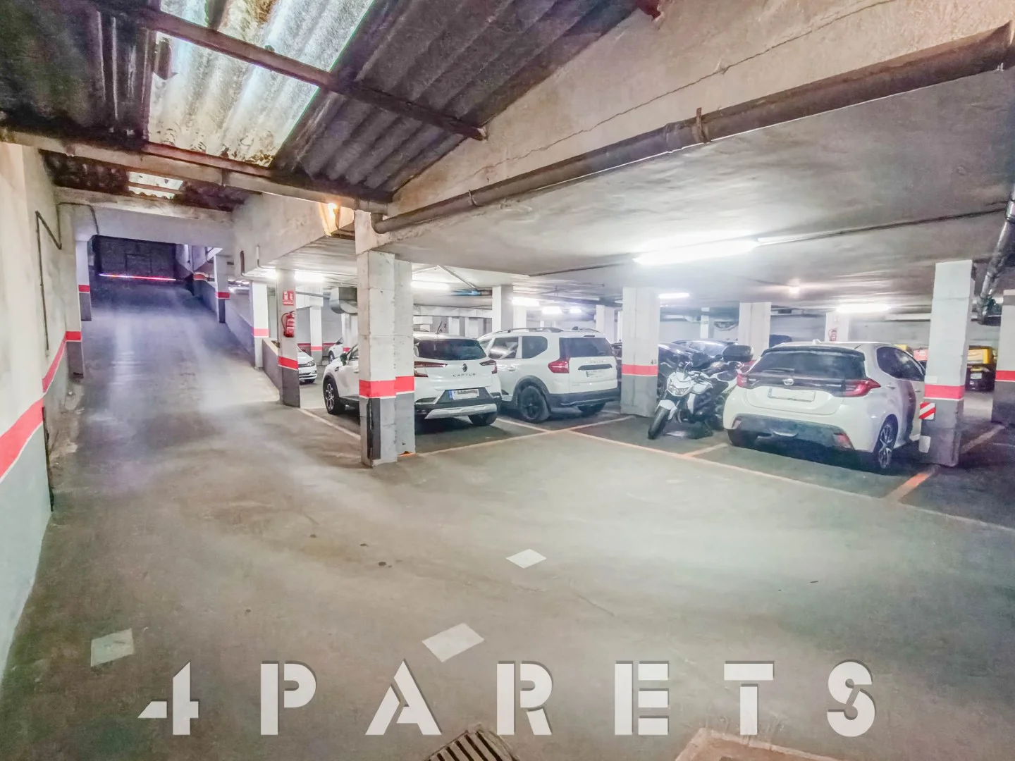Garaje alquilado de 48 plazas en Peramás