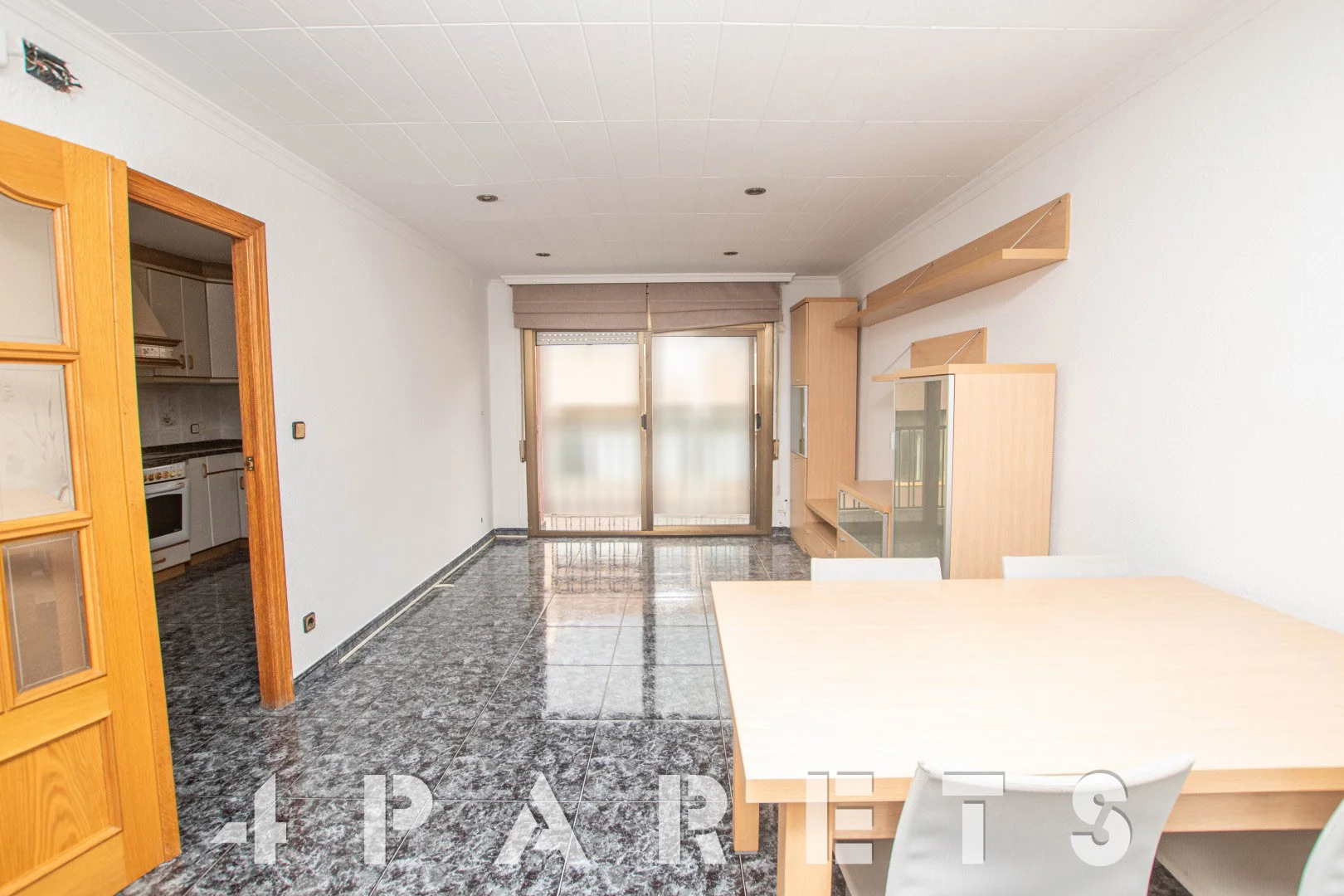 Spacious four-bedroom flat in Cerdanyola