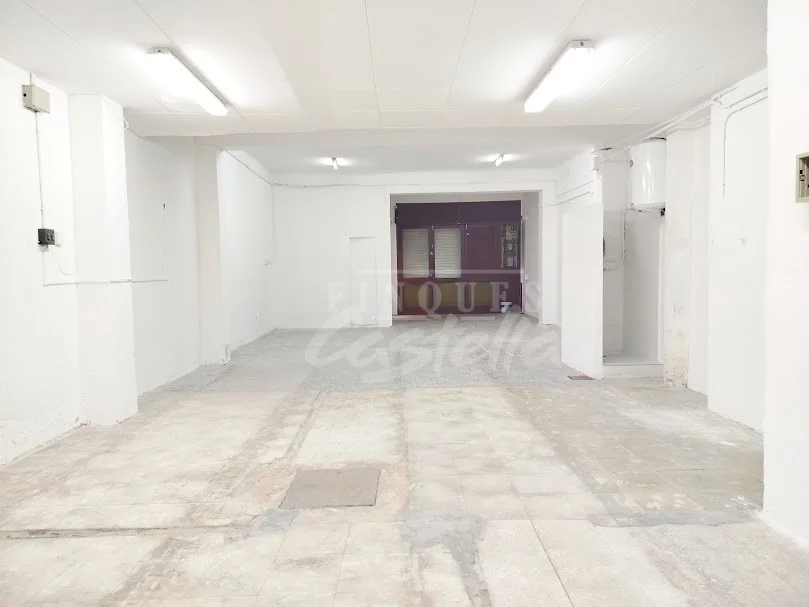 Almacén flexible de 115 m² en Cirera