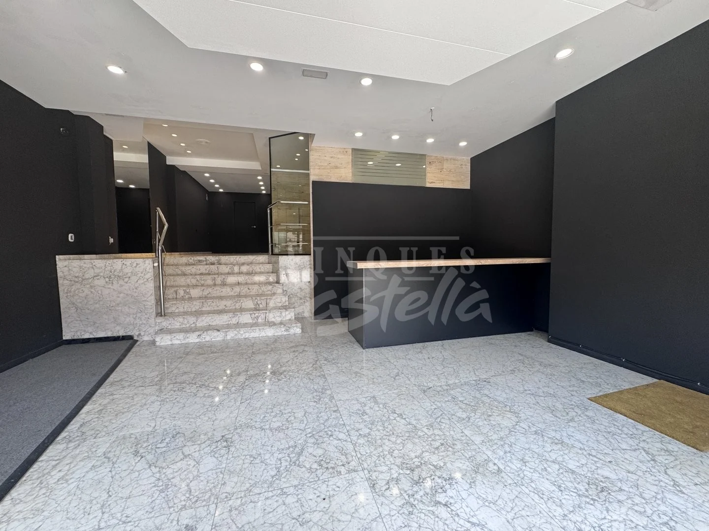 Local comercial céntrico en Mataró, 144 m²