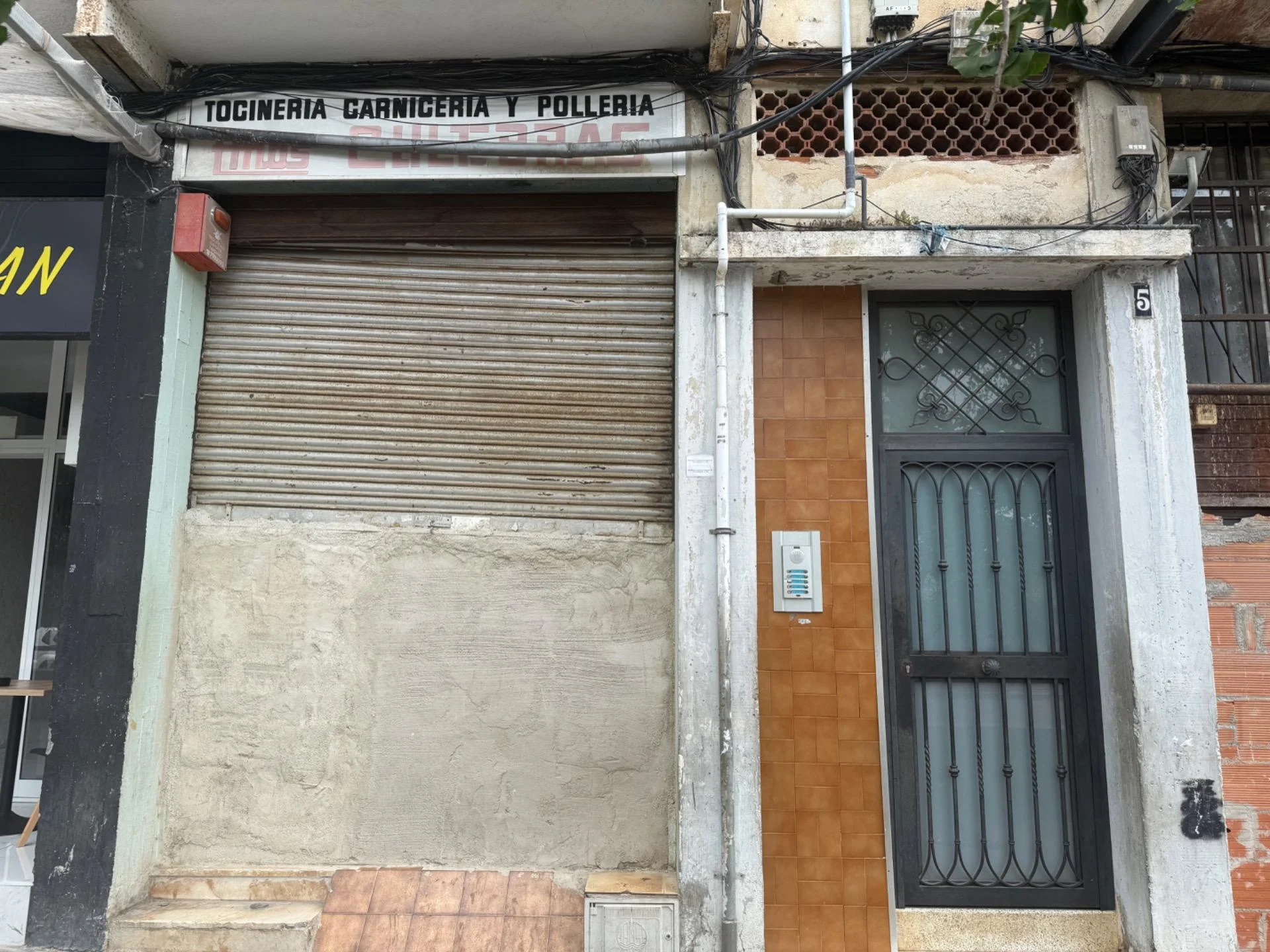 Local comercial para reformar en Cerdanyola