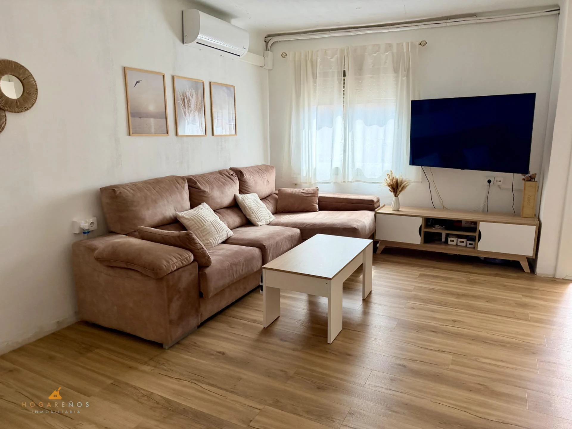 Renovated exterior flat, three bedrooms