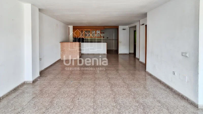 Spacious Rocablanca duplex, 5 bedrooms