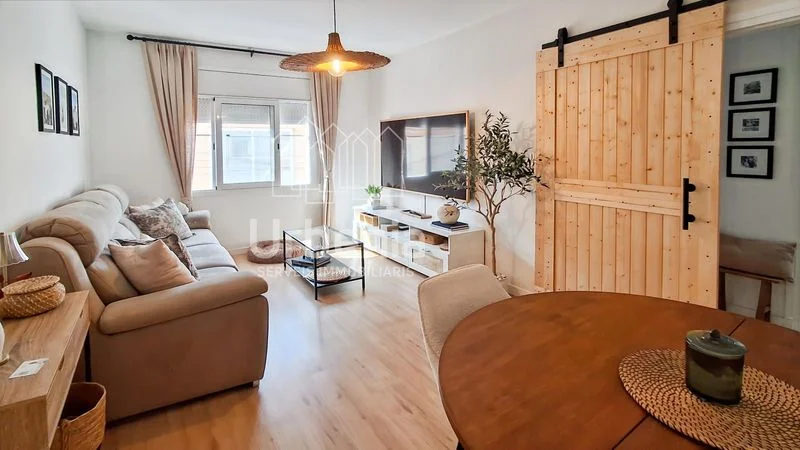 Piso reformado en Cirera, 83 m², tres dormitorios