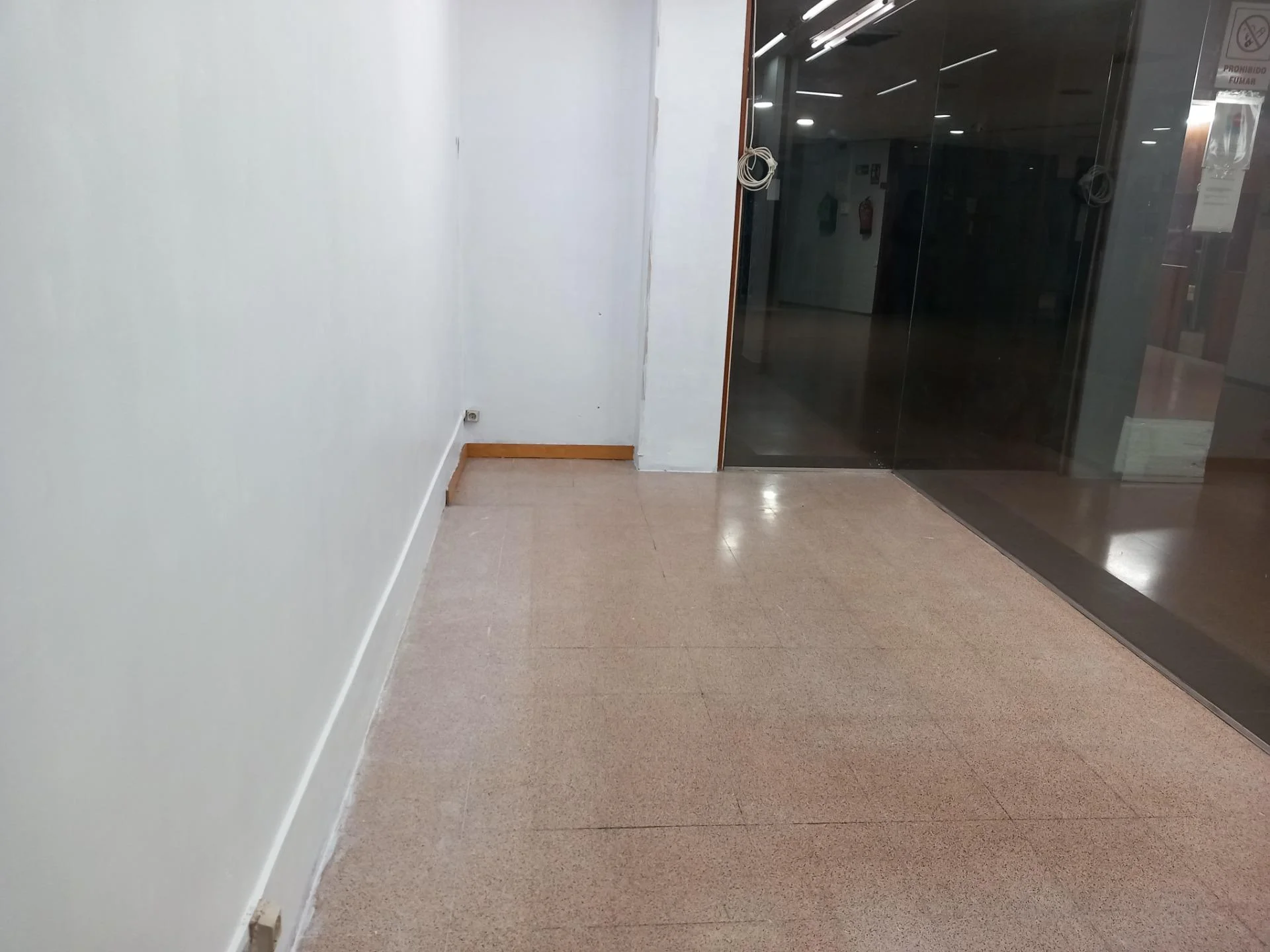 Local comercial compacto en Cerdanyola
