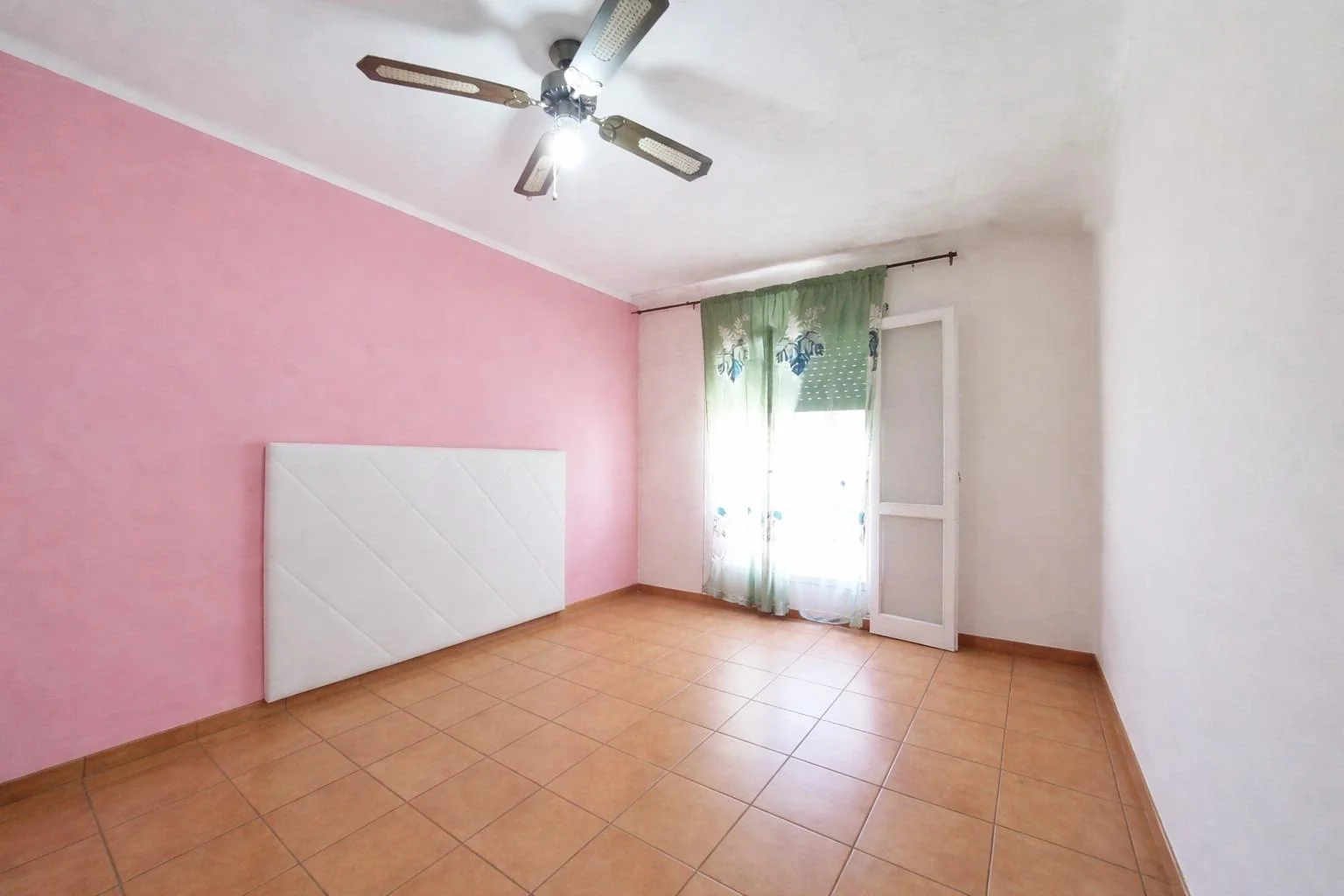 Three-bedroom exterior flat in Rocafonda