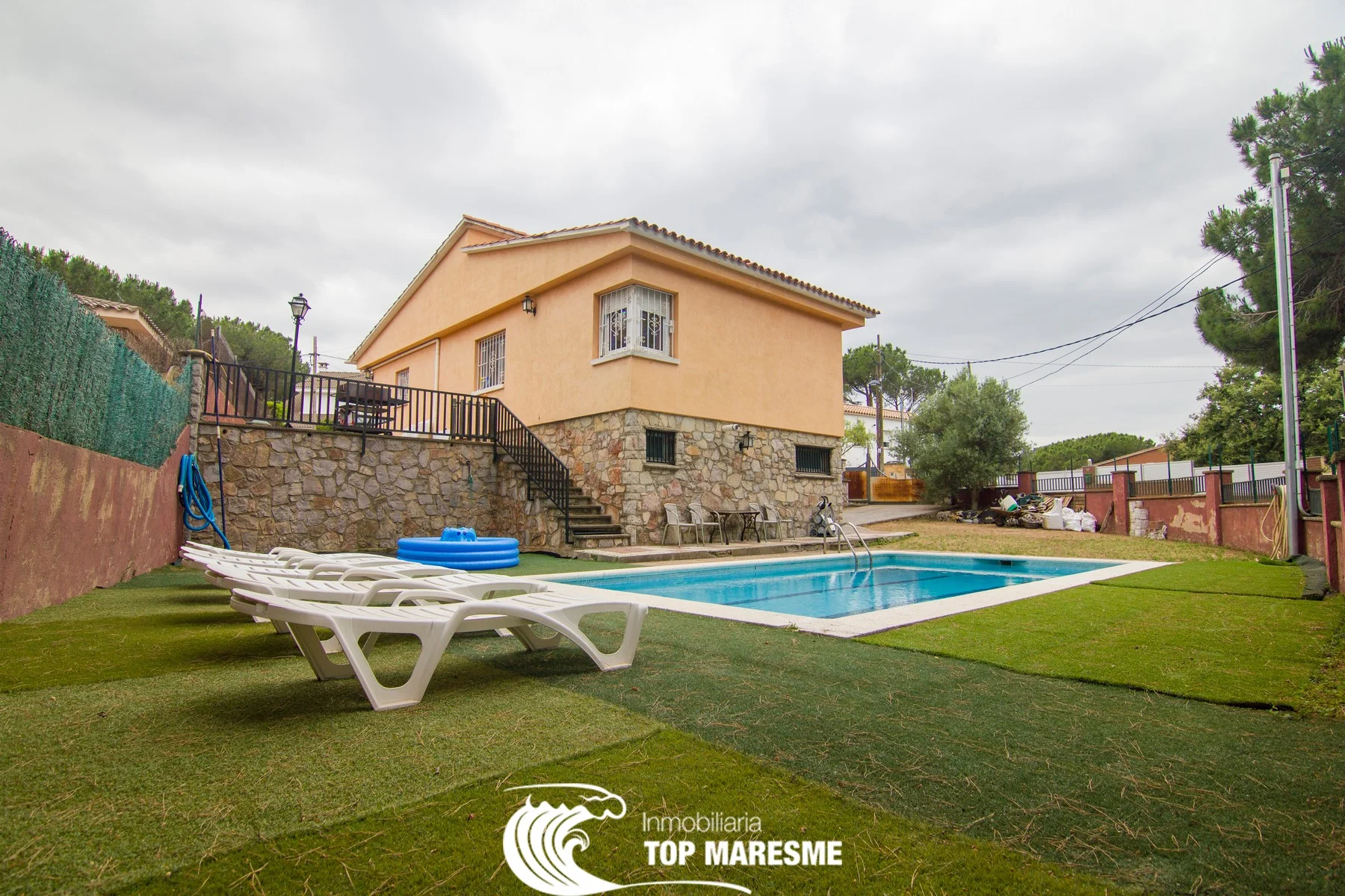 Casa independiente con vistas a la montaña