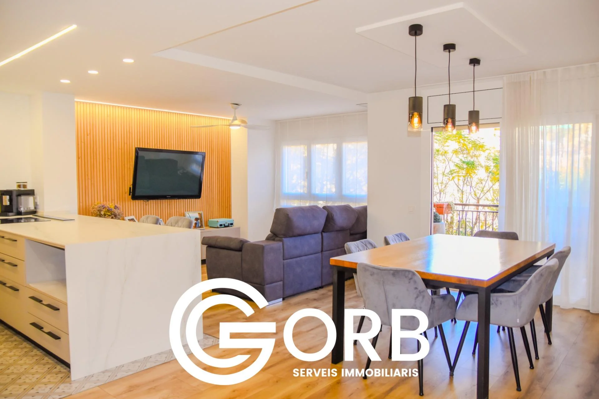 Refurbished Centro flat, 3 bedrooms