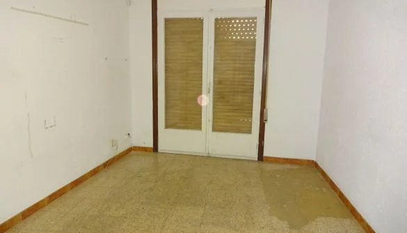 Ático en Rocafonda con tres habitaciones