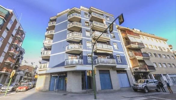 Local comercial ocupado en Eixample