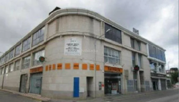 Local comercial en Pinemar, 76 m² para oficina