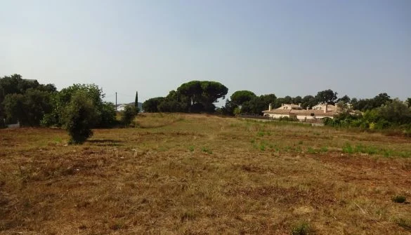 Parcela urbanizable en Dosrius, 9.995 m²