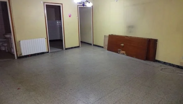 Piso para reformar de 3 habitaciones