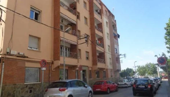Occupied three-bedroom flat in Mataró