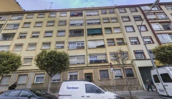 Piso bancario alquilado en Peramàs