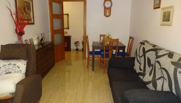 Piso reformado en Mataró, cuatro dormitorios