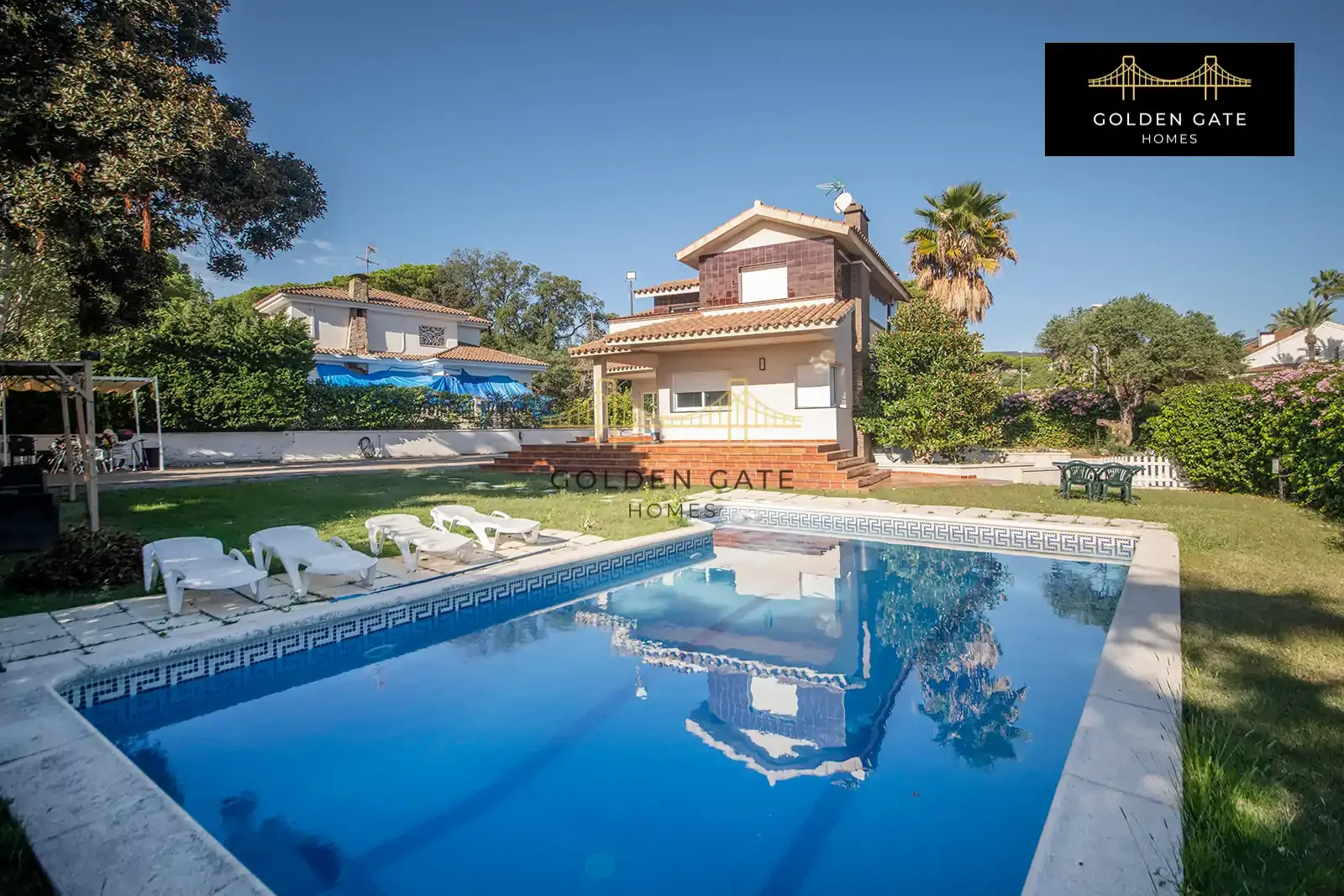Casa independiente en Alella, 359 m² y piscina
